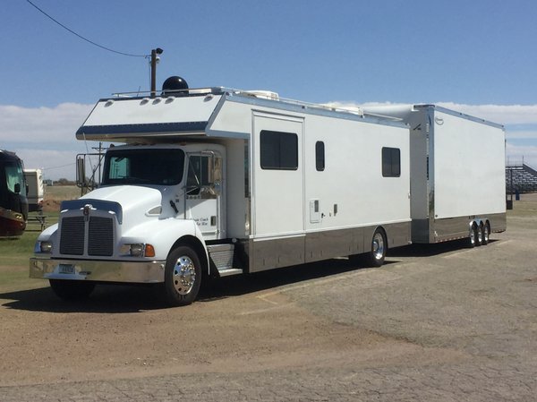 Renegade Combo Toterhome and 30’ Stacker for Sale $128,000