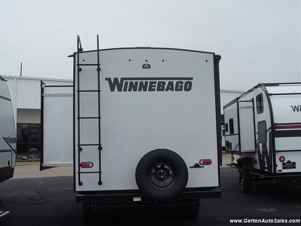 2022 Winnebago Micro Minnie 2108TB 