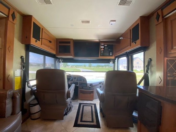 Fleetwood 38k Expedition for Sale $155,000