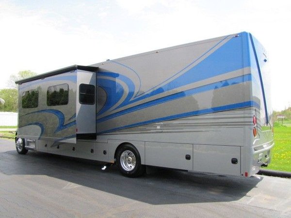 2019 Renegade Motorhome Valencia 38BB for Sale $204,900