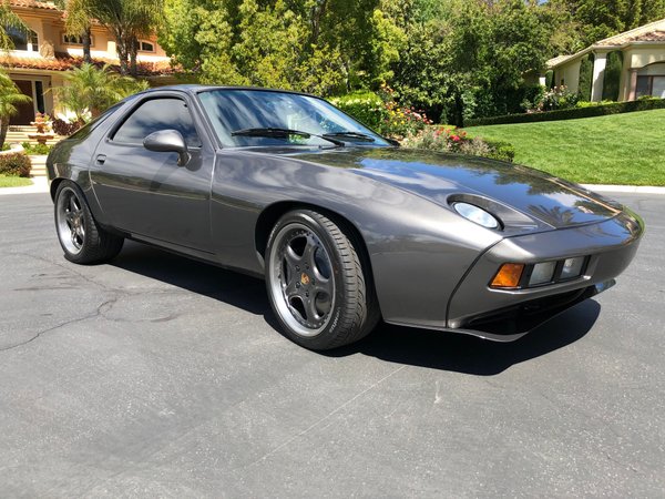1983 Porsche 928 for Sale $49,500