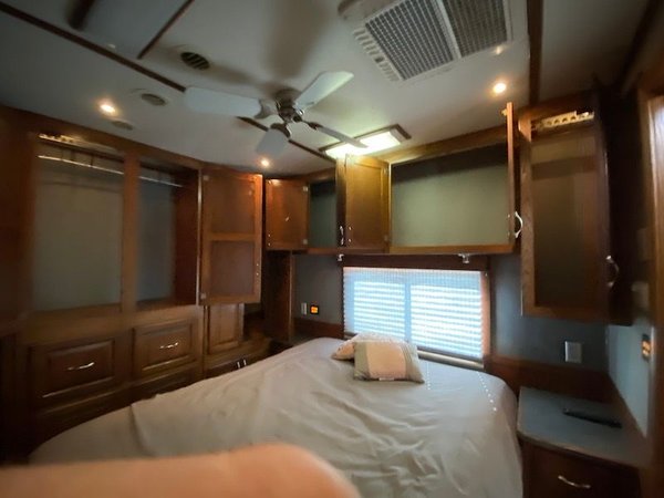 2007 Showhauler 2 Slide for Sale $159,900