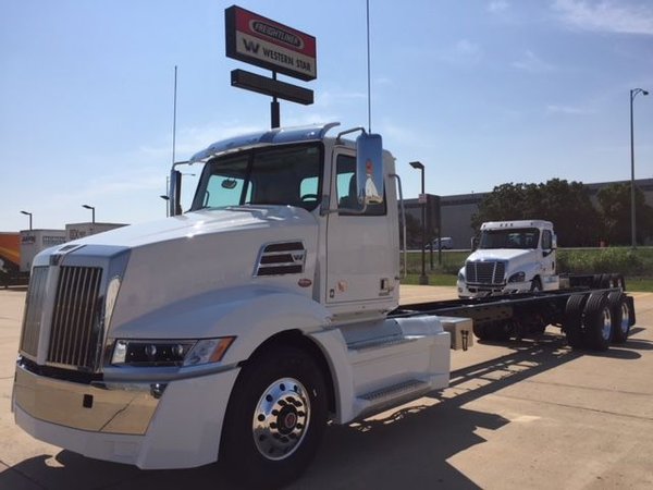NEW 2019 Western Star 600 HP
