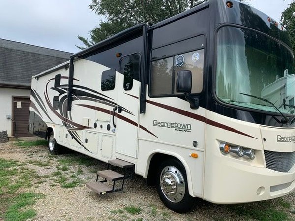 2017 Georgetown 364TS for Sale $93,600
