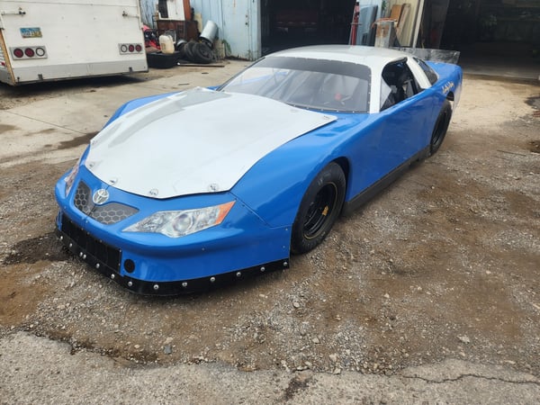 Brand new Oakley late model chassis # 006 race ready   for Sale $40,500 