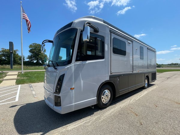 Repairable Diesel Motorhome  for Sale $139,000 