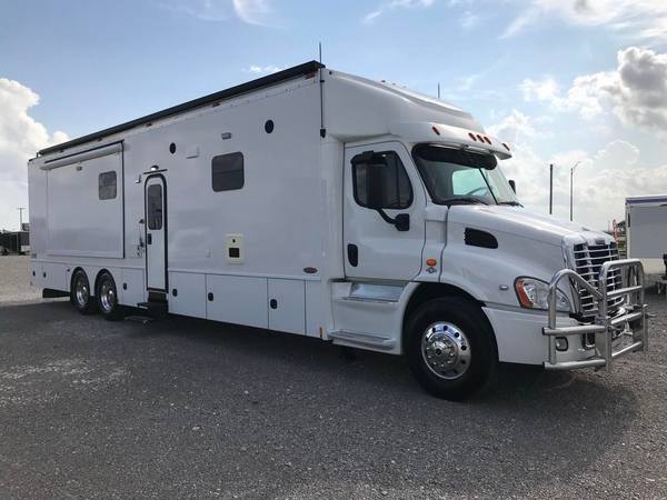 2019 Renegade 45' Motorcoach  for Sale $429,000 