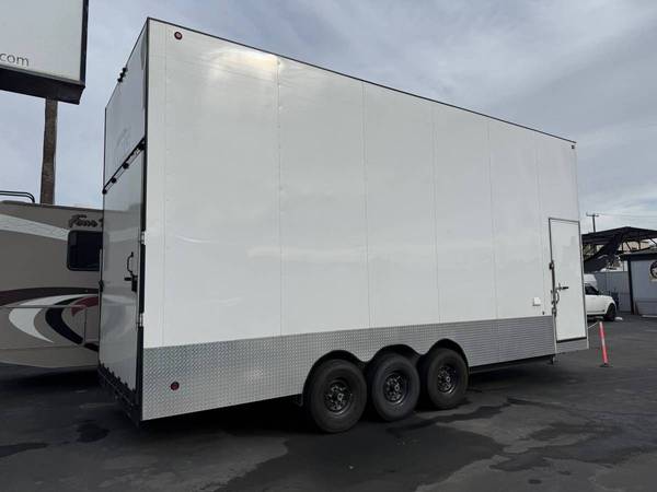 2023 FRACTAL 26' TOY HAULER STACKER CAR TRAILER