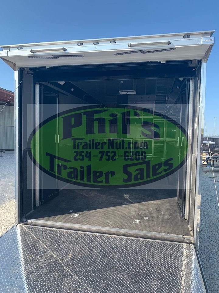 34 HAULMARK GLASS DOORS 2 TON MINI SPLIT RACE TRAILER IF YOU for Sale