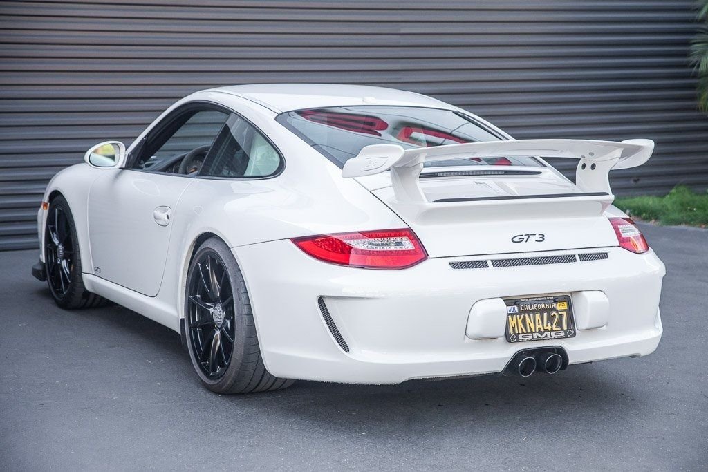 2010 Porsche GT3 - 2010 GT3 Carrara White, Rare Spec, 2 Owner Car, PCCB's, BBS, GMG, 3M, Show Car - Used - VIN WP0AC2A90AS783153 - 6 cyl - 2WD - Manual - Coupe - White - Hawthorne, Ca, CA 90250, United States