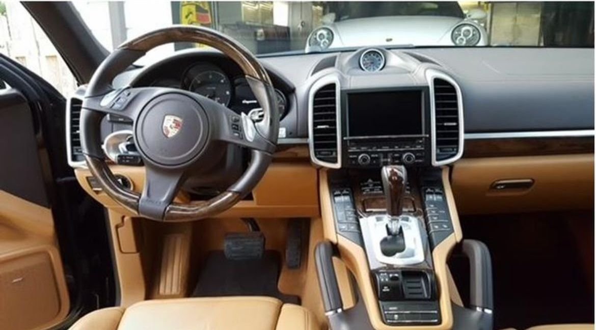 Interior/Upholstery - WTB: PDK 958.2 / 991.2 / 718 Box/Caym Dark Brown Multifunction, Heated Steering Wheel - Used - 2015 to 2018 Porsche Cayenne - Hinsdale, IL 60521, United States