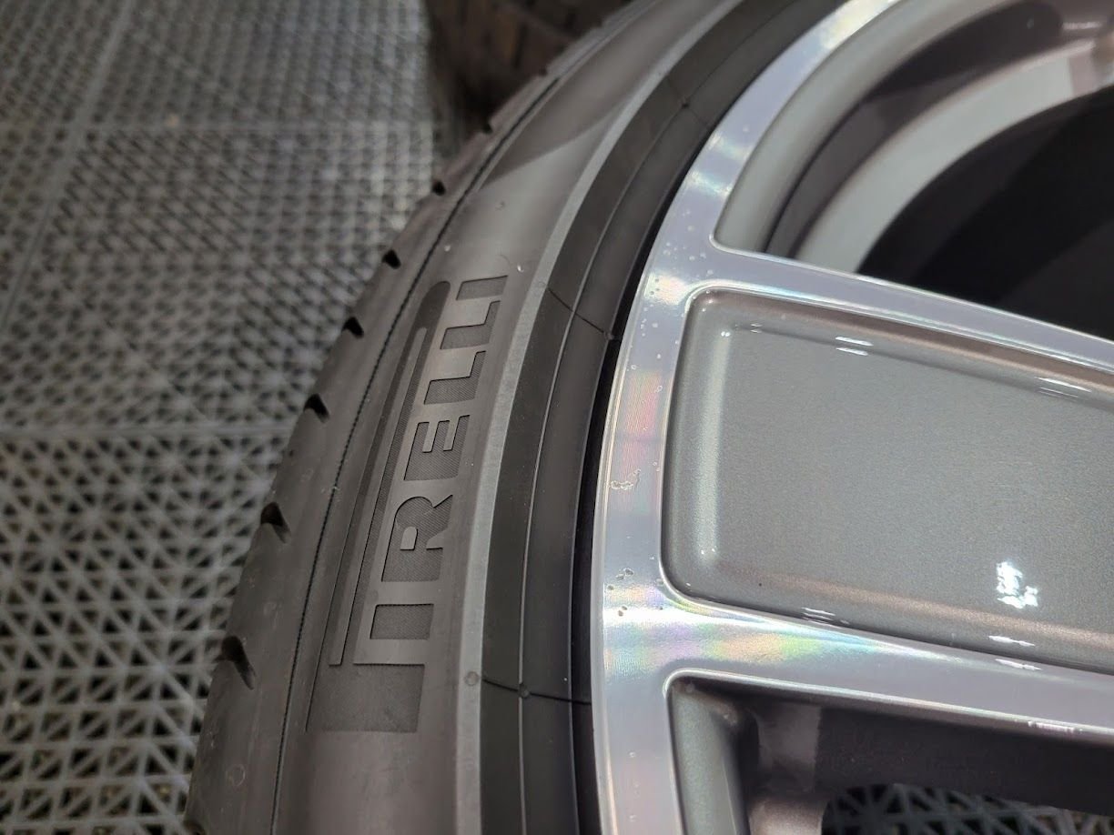 Wheels and Tires/Axles - OEM 22" 2019+ Porsche Cayenne Sport Classic Wheels Platinum w/Pirelli Tires - Used - 2019 to 2021 Porsche Cayenne - Columbus, OH 43228, United States