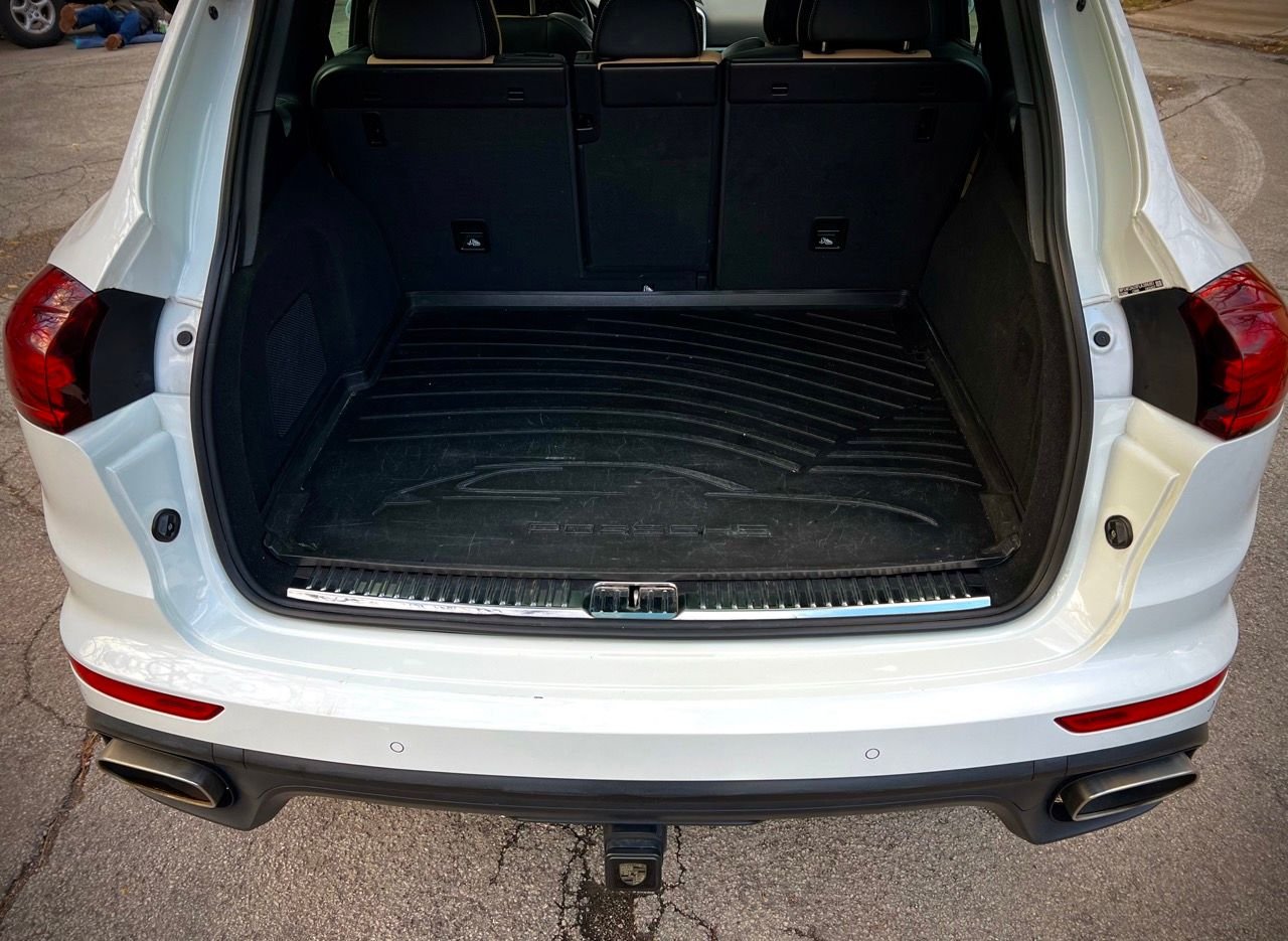 2015 Porsche Cayenne - 2015 Cayenne Diesel 54k Miles - Rare & Fully Loaded - Used - VIN WP1AF2A2XFLA38680 - 6 cyl - AWD - Automatic - SUV - White - Chicago, IL 60601, United States