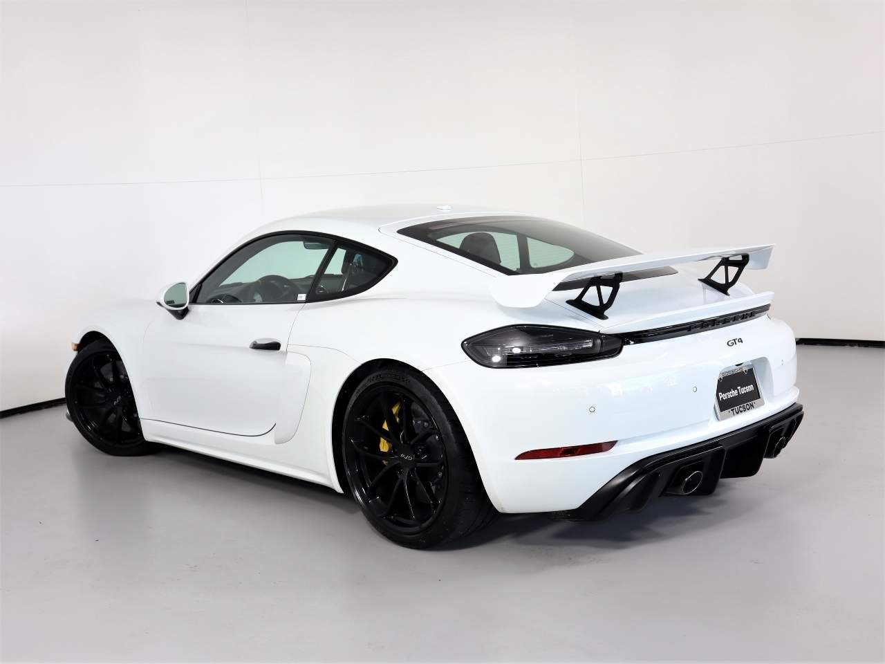2022 Porsche 718 - 2022 PORSCHE 718 CAYMAN GT4! Certified Pre-owned 5+ Year Warranty! Excellent Spec! - Used - VIN WP0AC2A8XNS275351 - 3,800 Miles - 6 cyl - 2WD - Manual - Coupe - White - Tucson, AZ 85711, United States