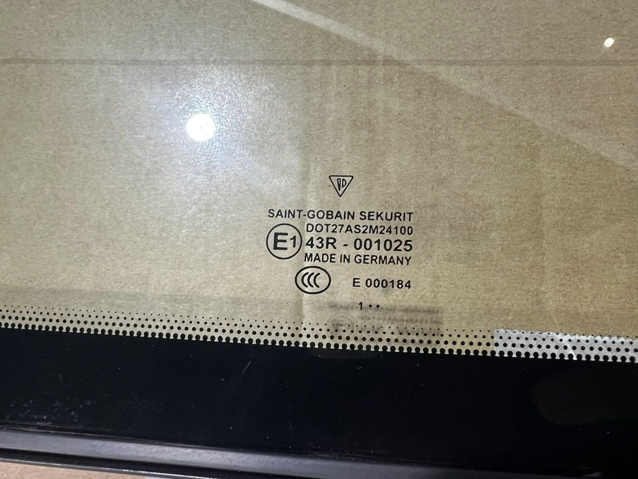 Exterior Body Parts - 993 Rear Glass - New - All Years  All Models - Troy, MI 48084, United States