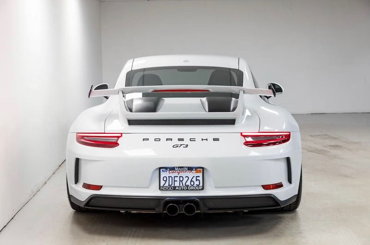 2018 Porsche GT3 - 2018 GT3 991.2 Manual - Used - VIN WPOAC2A9XJS174636 - 29,300 Miles - 6 cyl - 2WD - Manual - Coupe - White - San Leandro, CA 94577, United States