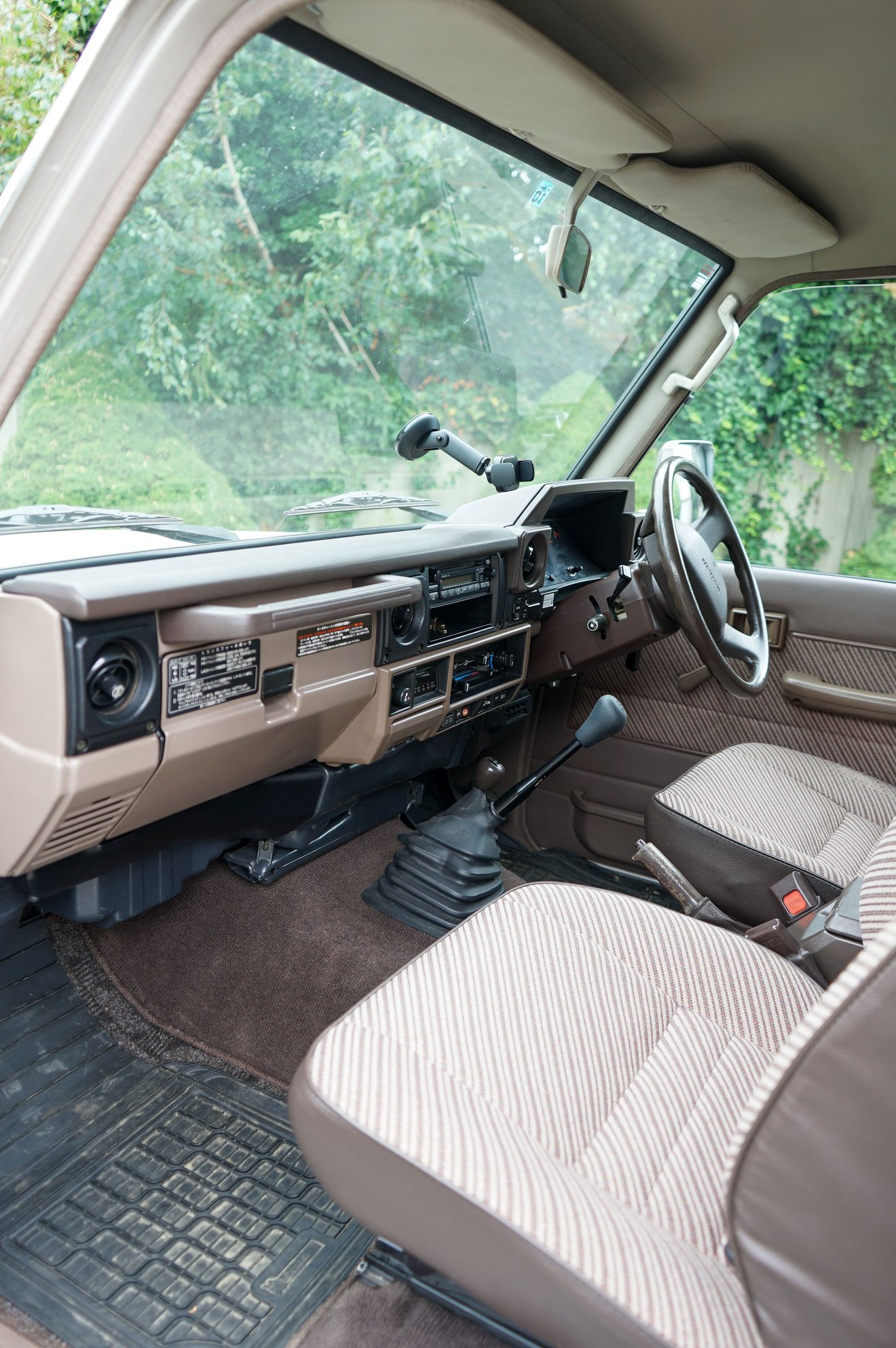 1990 Toyota Land Cruiser - 1990 Toyota Land Cruiser Prado - 5-Speed Manual Turbo Diesel - Used - VIN 00000000000000000 - 70,000 Miles - 4 cyl - 4WD - Manual - Truck - Vancouver, BC V5Z4N6, Canada