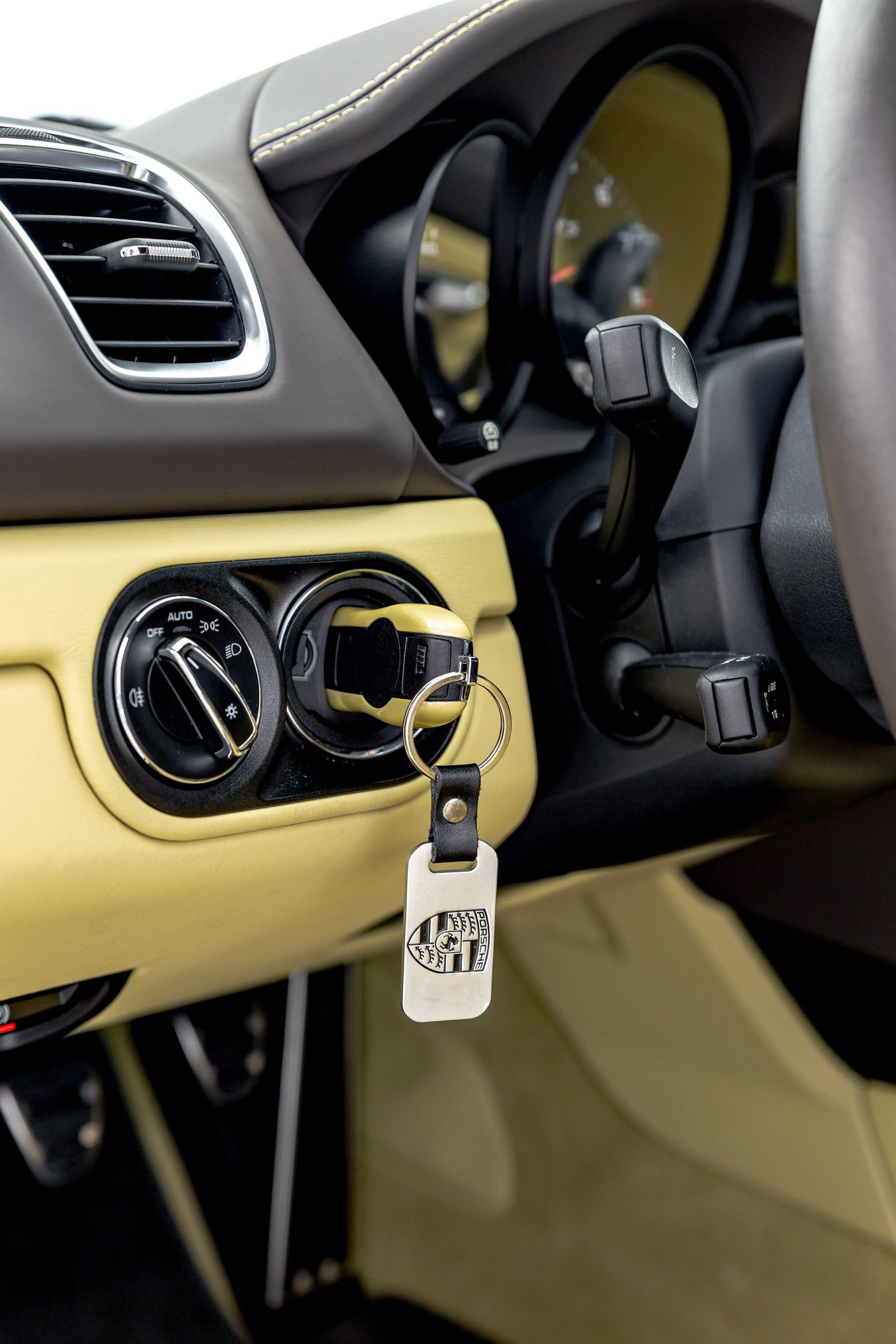 2015 Porsche Cayman - 2015 Cayman GTS Lime Gold Metallic - Used - VIN WP0AB2A80FK184139 - 3,289 Miles - 6 cyl - 2WD - Manual - Coupe - Gold - Orlando, FL 32811, United States