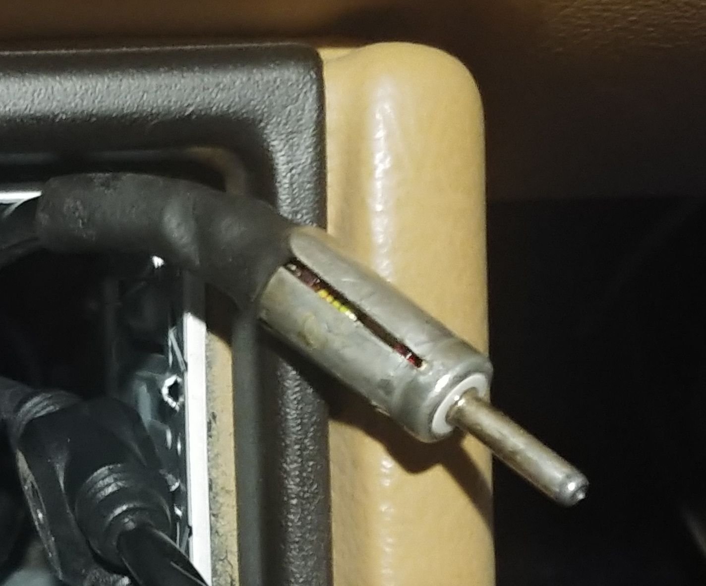 Continental TR7412UB and external amp Rennlist Porsche Discussion