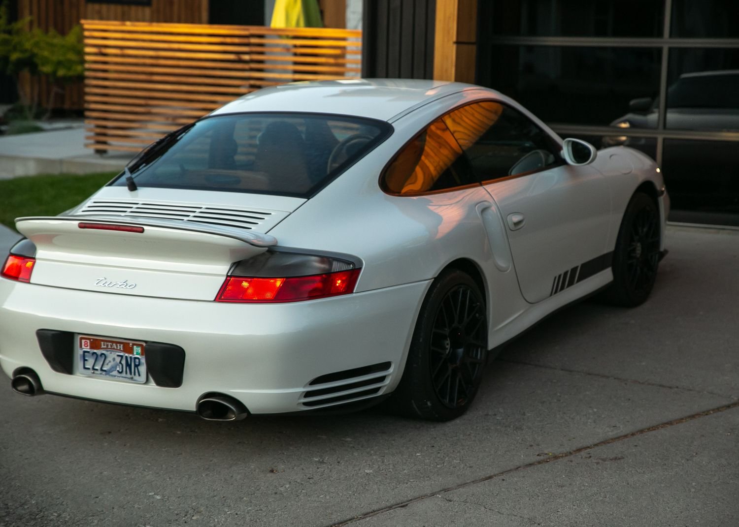 2001 Porsche 911 - 2001 Porsche 911 996 Turbo - Rare Biarritz White/ Natural Brown combo - Used - VIN WP0AB29901S686638 - 66,200 Miles - 6 cyl - AWD - Manual - Coupe - White - Logan, UT 84321, United States