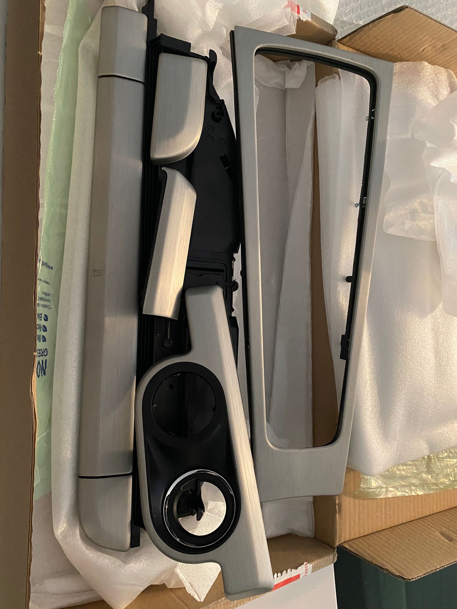 Accessories - Porsche 991 OEM Interior Trim Kits $800 each or $1500 for both kits - Used - 2012 to 2019 Porsche 911 - Hanover, MA 02339, United States