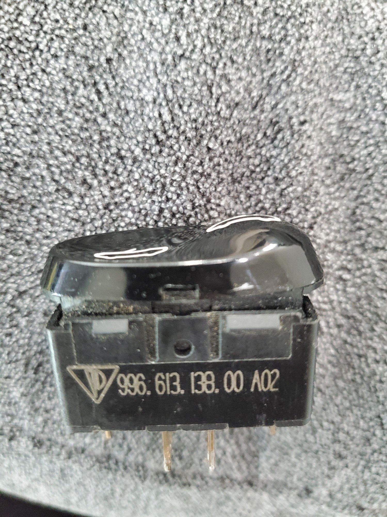 Accessories - 996, 986, cayenne, lug bolt, center caps,side markers, spare etc - Used - All Years  All Models - Lansdale, PA 19454, United States