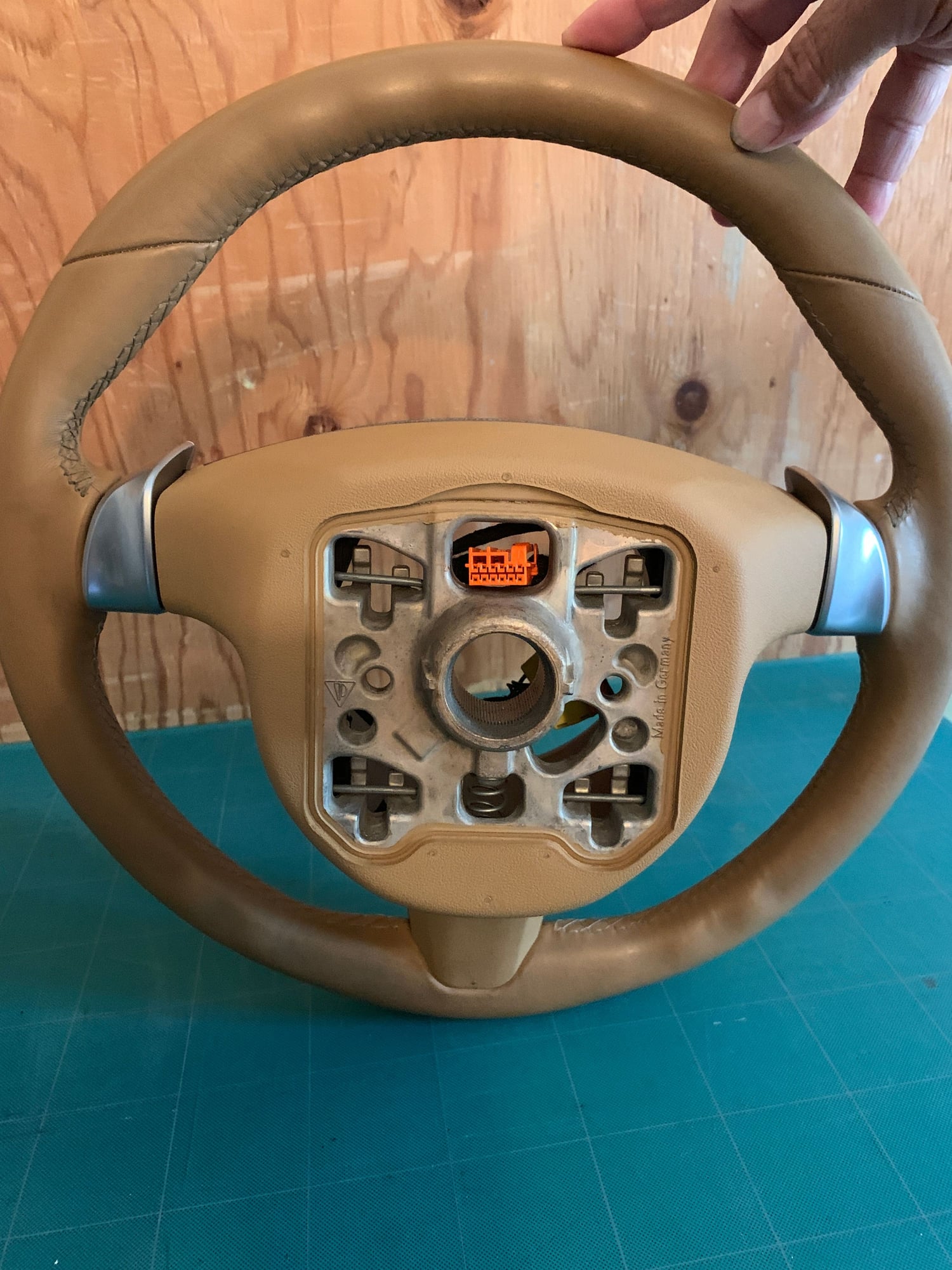 Steering/Suspension - Porsche Leather Steering Wheel Sand Beige - Used - Pembina, ND 58271, United States