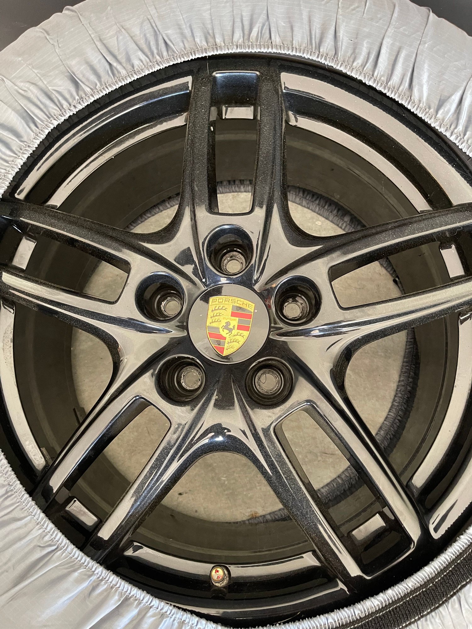 Wheels and Tires/Axles - 2013 Cayenne S Black OEM rims - Used - 2012 to 2015 Porsche Cayenne - Charlotte, NC 29707, United States