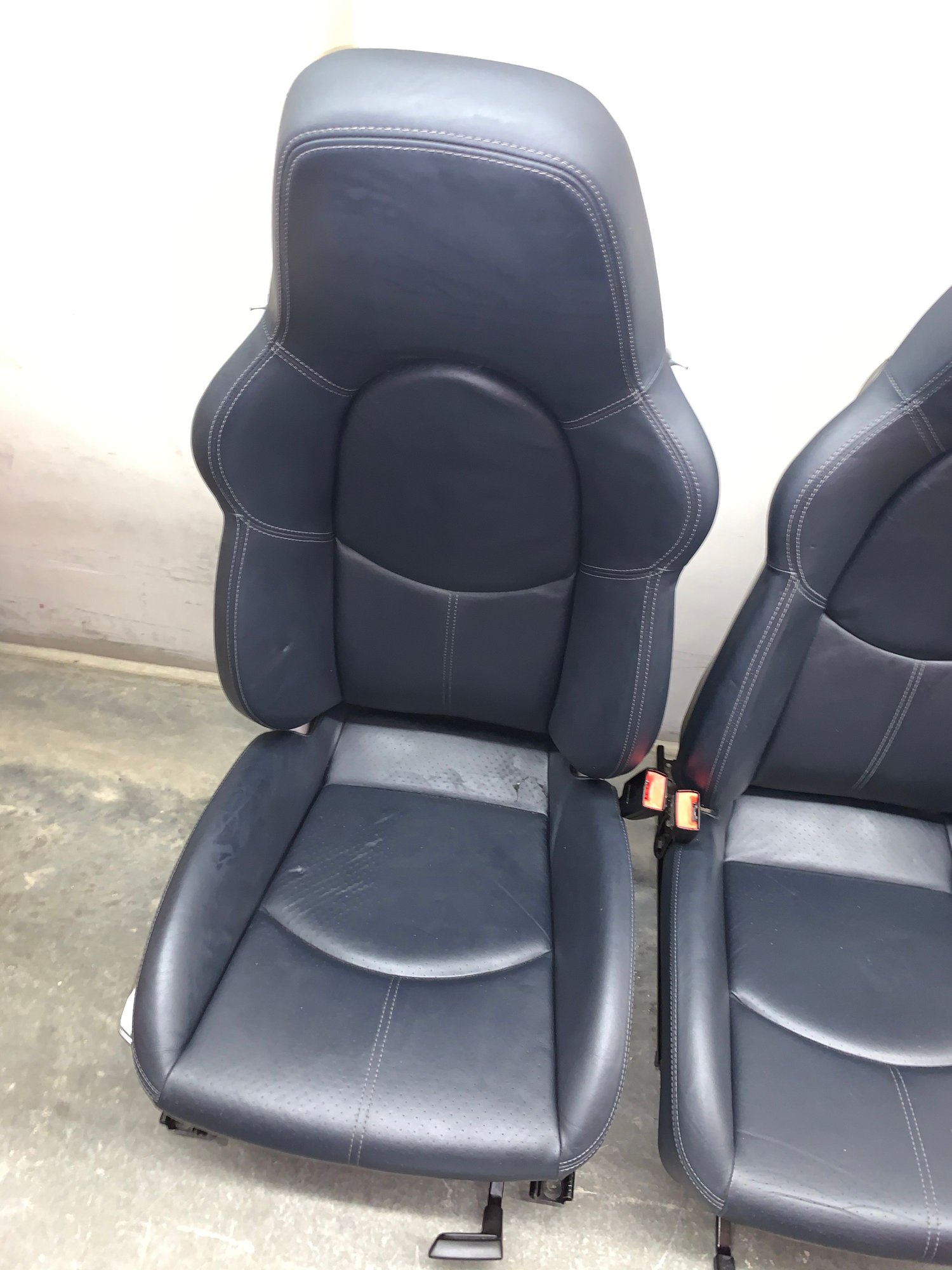 Interior/Upholstery - PORSCHE 911 (997) LEER HARDBACK SPORT SEATS - Used - Murrieta, CA 92562, United States