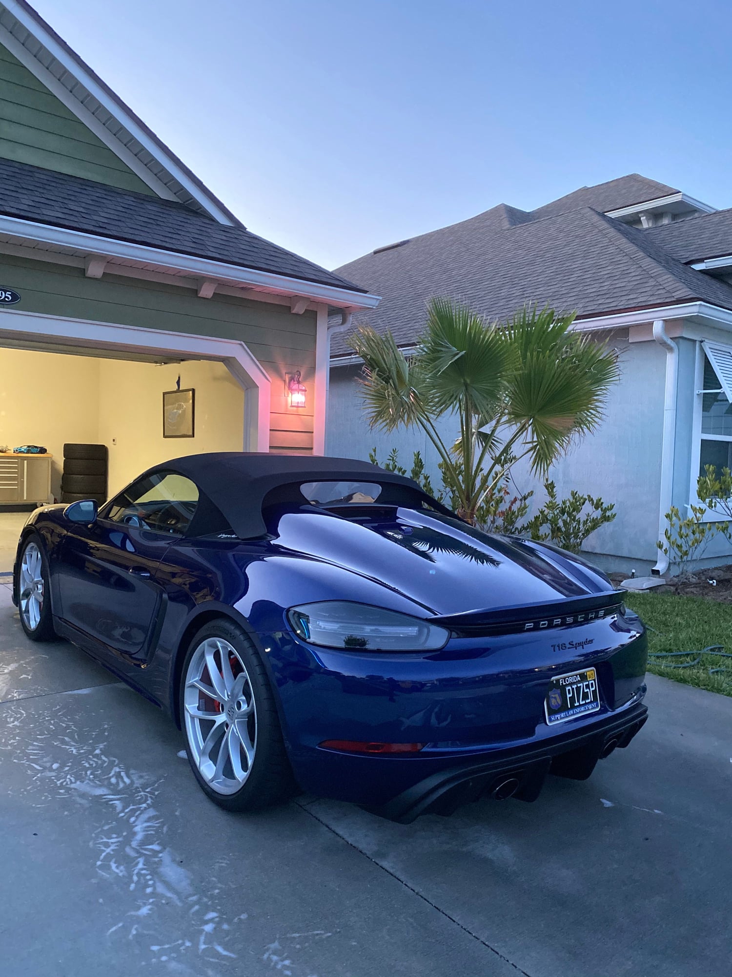 2020 Porsche 718 Spyder - 2020 718 Spyder - Used - VIN WP0CC2A82LS240650 - 7,000 Miles - 6 cyl - 2WD - Manual - Convertible - Blue - Ponte Vedra, FL 32081, United States