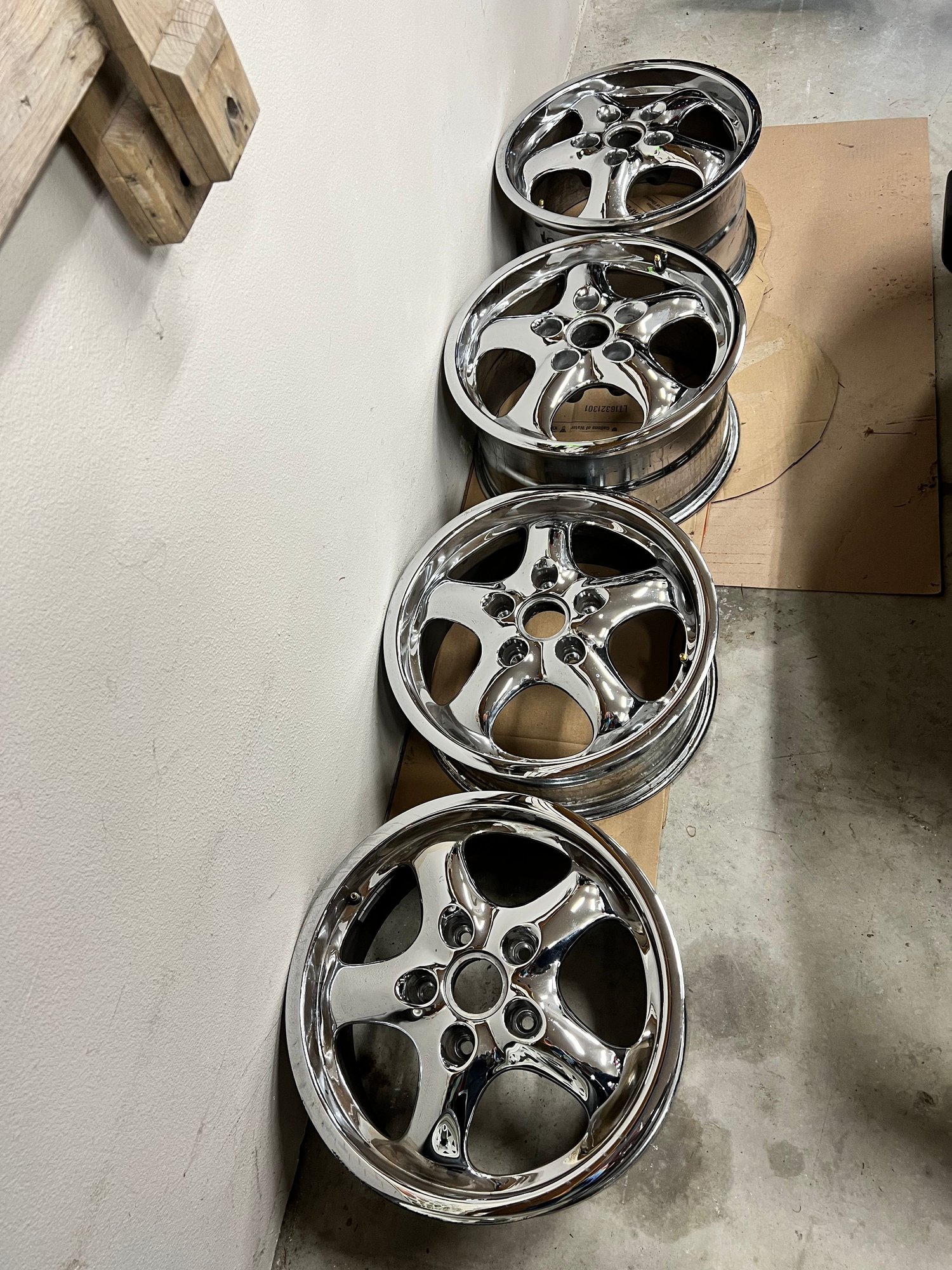 Wheels and Tires/Axles - 993 OEM chrome wheels - Used - 1995 to 1998 Porsche 911 - Gig Harbor, WA 98335, United States