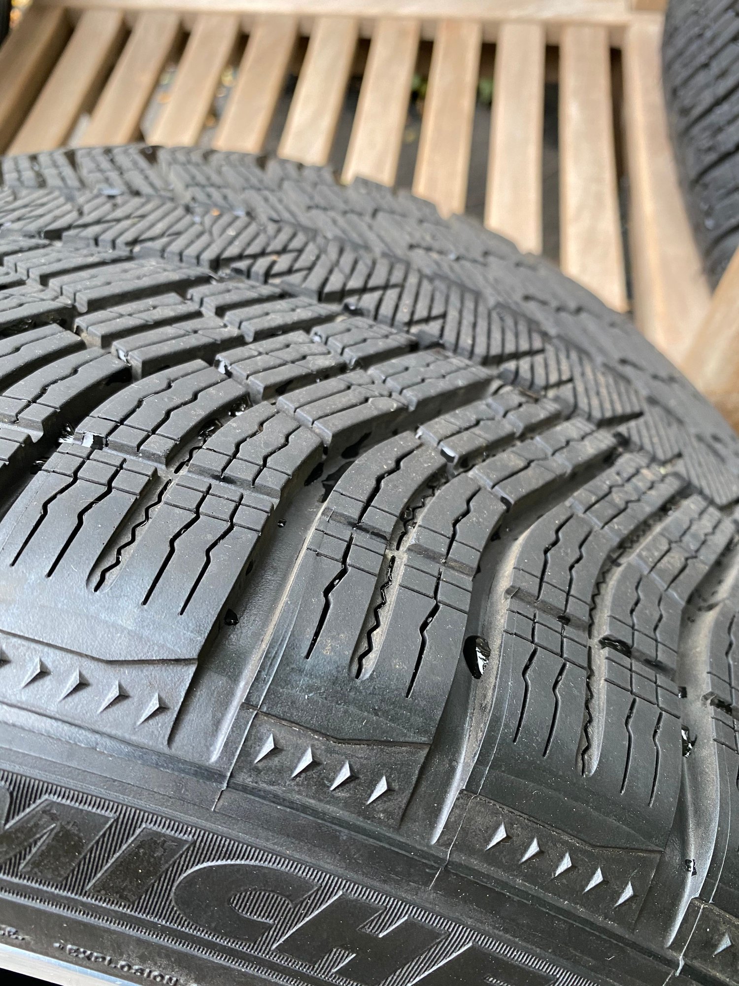 Wheels and Tires/Axles - OEM 2017 911 Turbo S Center Lock Wheels & Michelin Pilot Alpin's - Used - 2017 to 2019 Porsche 911 - Wilmette, IL 60091, United States