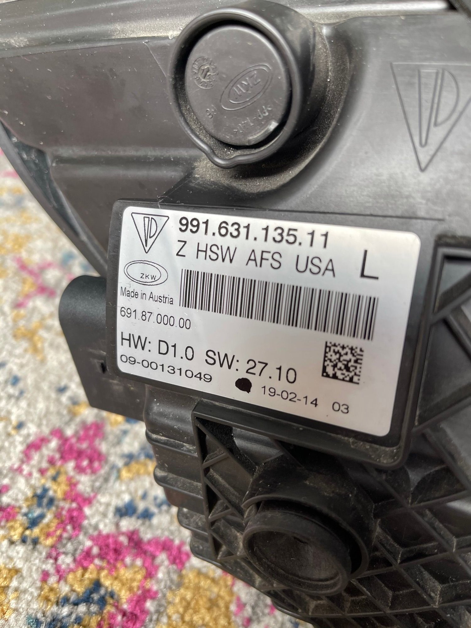 Lights - 991 911 GT3 Xenon Headlight Pair - Used - 2012 to 2017 Porsche 911 - Dearborn, MI 48124, United States