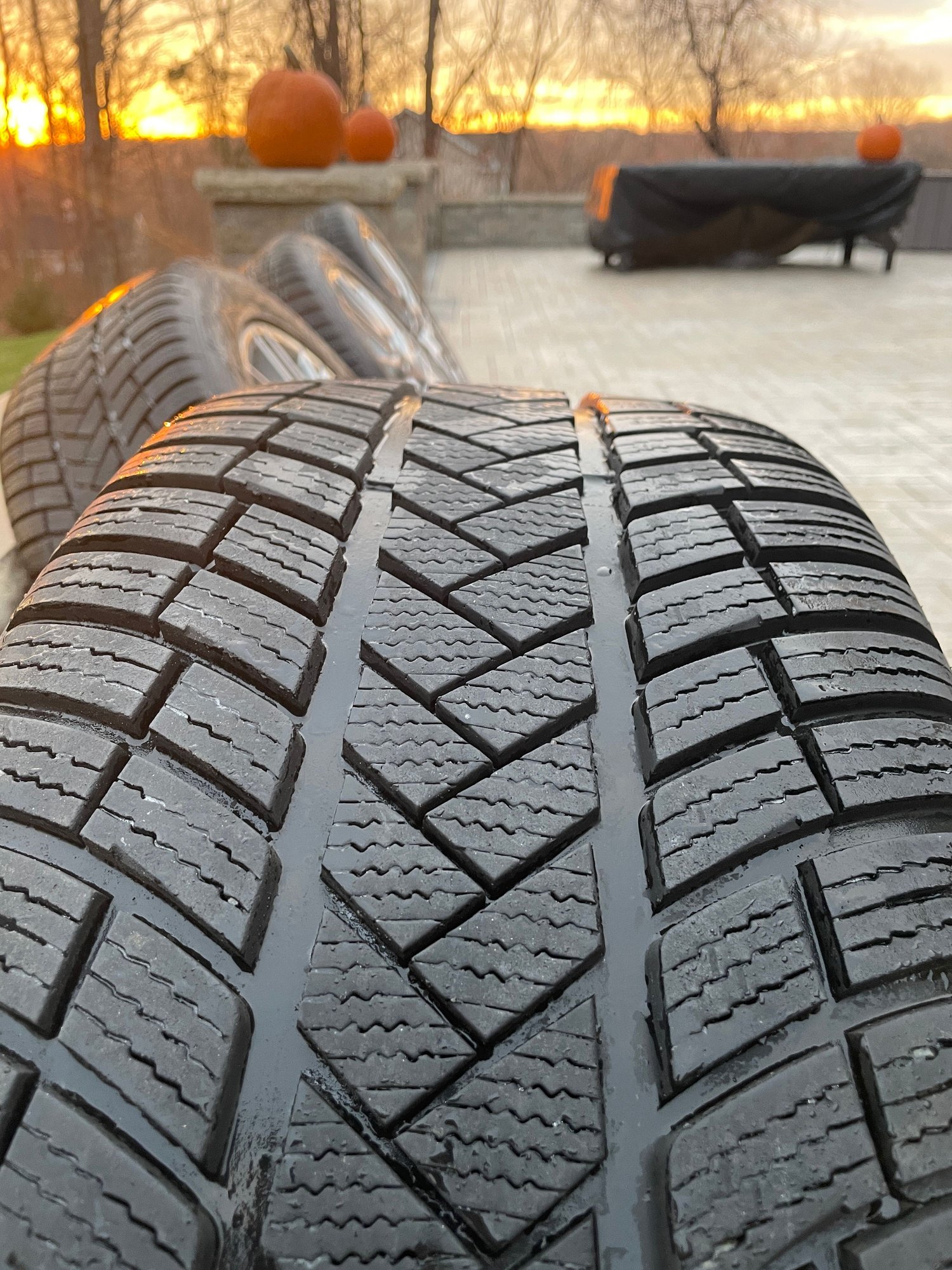 Cayenne 20" RS Spyder Design Winter Wheels and Tires Rennlist Porsche Discussion Forums