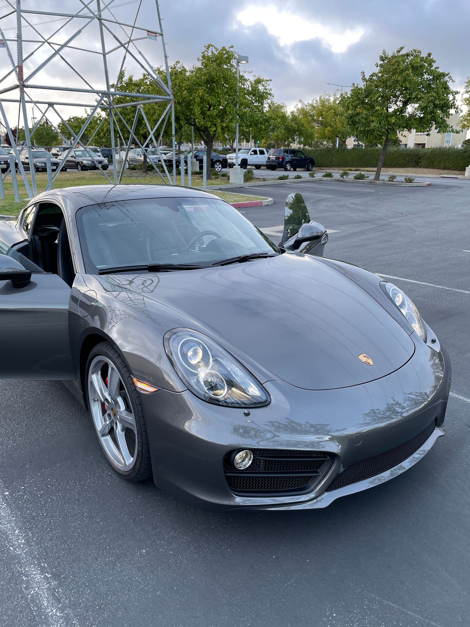 2016 Porsche Cayman - '16 Cayman S in immaculate condition - Used - VIN WP0AB2A80GK185101 - 34,300 Miles - 6 cyl - 2WD - Automatic - Coupe - Gray - Foster City, CA 94404, United States