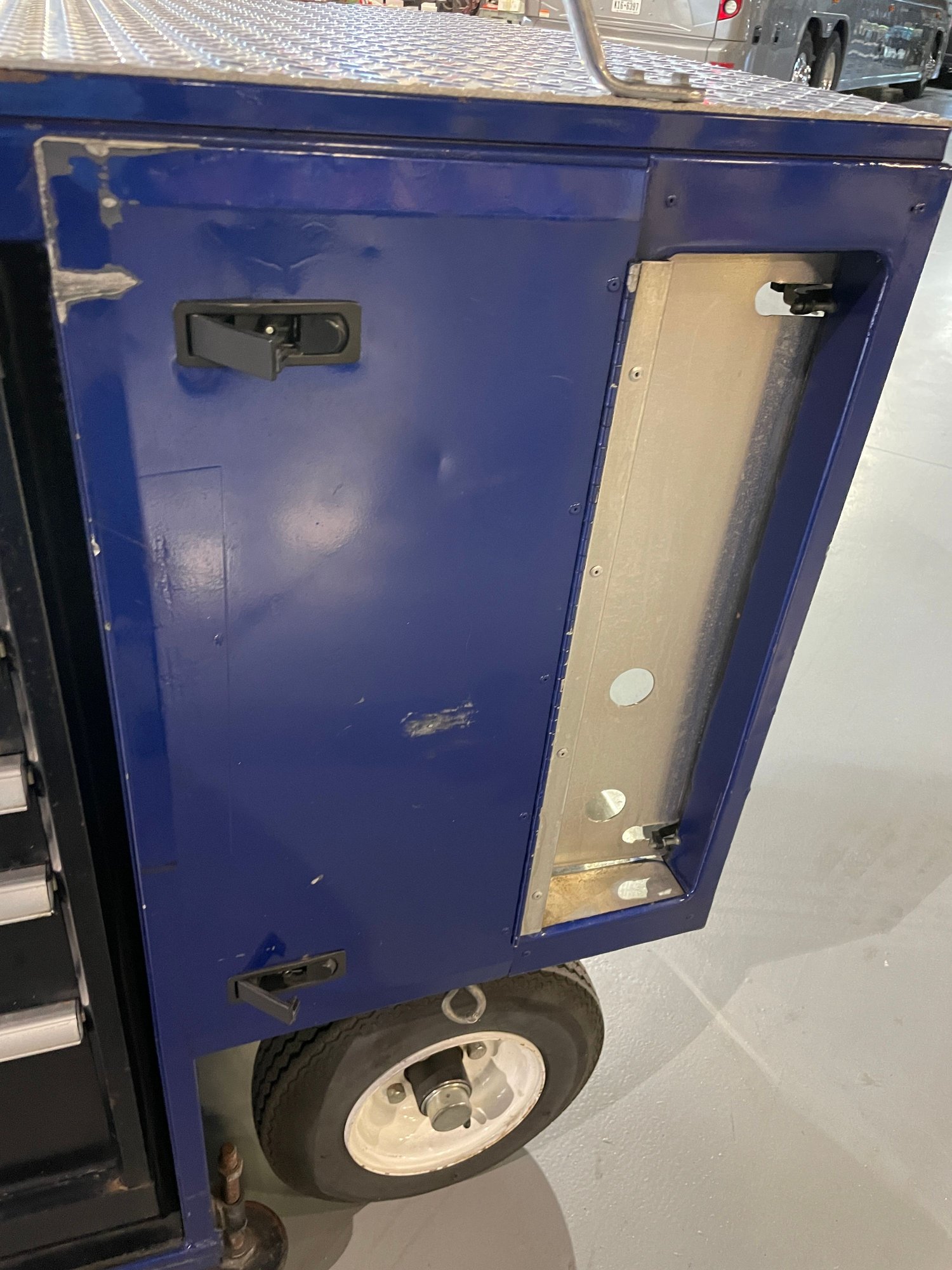 Miscellaneous - Pit Cart with Lista Tool Box, Integrated Nitrogen System, Storage - Used - 1972 to 2023 Porsche All Models - Suffolk, VA 23434, United States