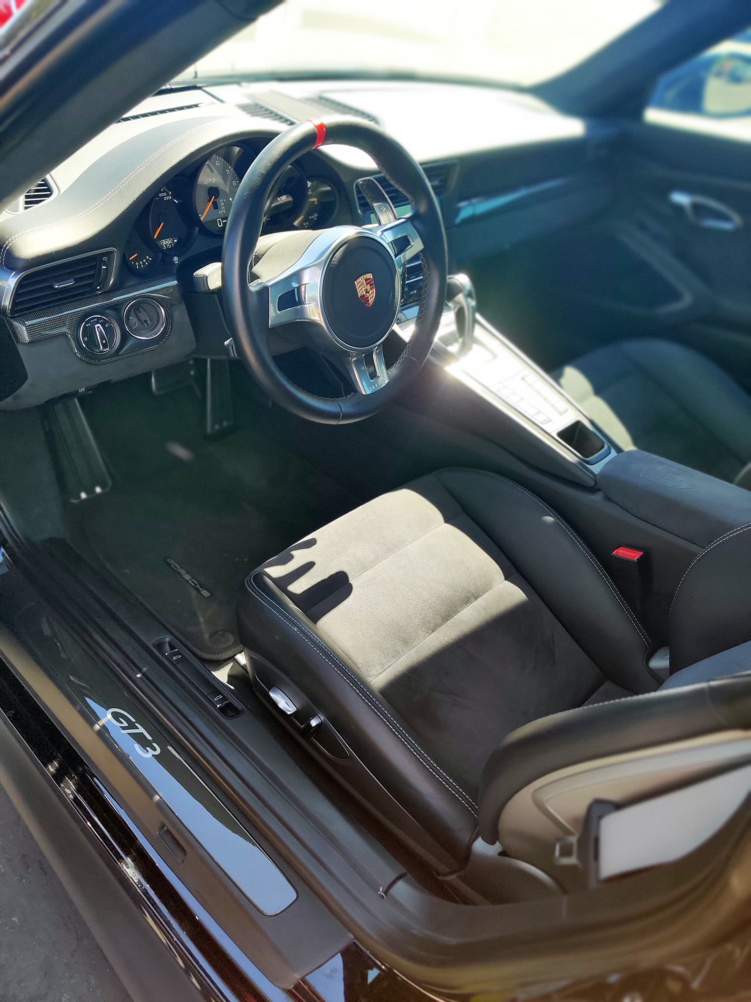 2015 Porsche GT3 - 2015 991 GT3 Black OEM Upgrades! Pristine - Used - VIN WP0AC2A92FS183234 - 13,800 Miles - 6 cyl - 2WD - Automatic - Coupe - Black - San Diego, CA 92115, United States