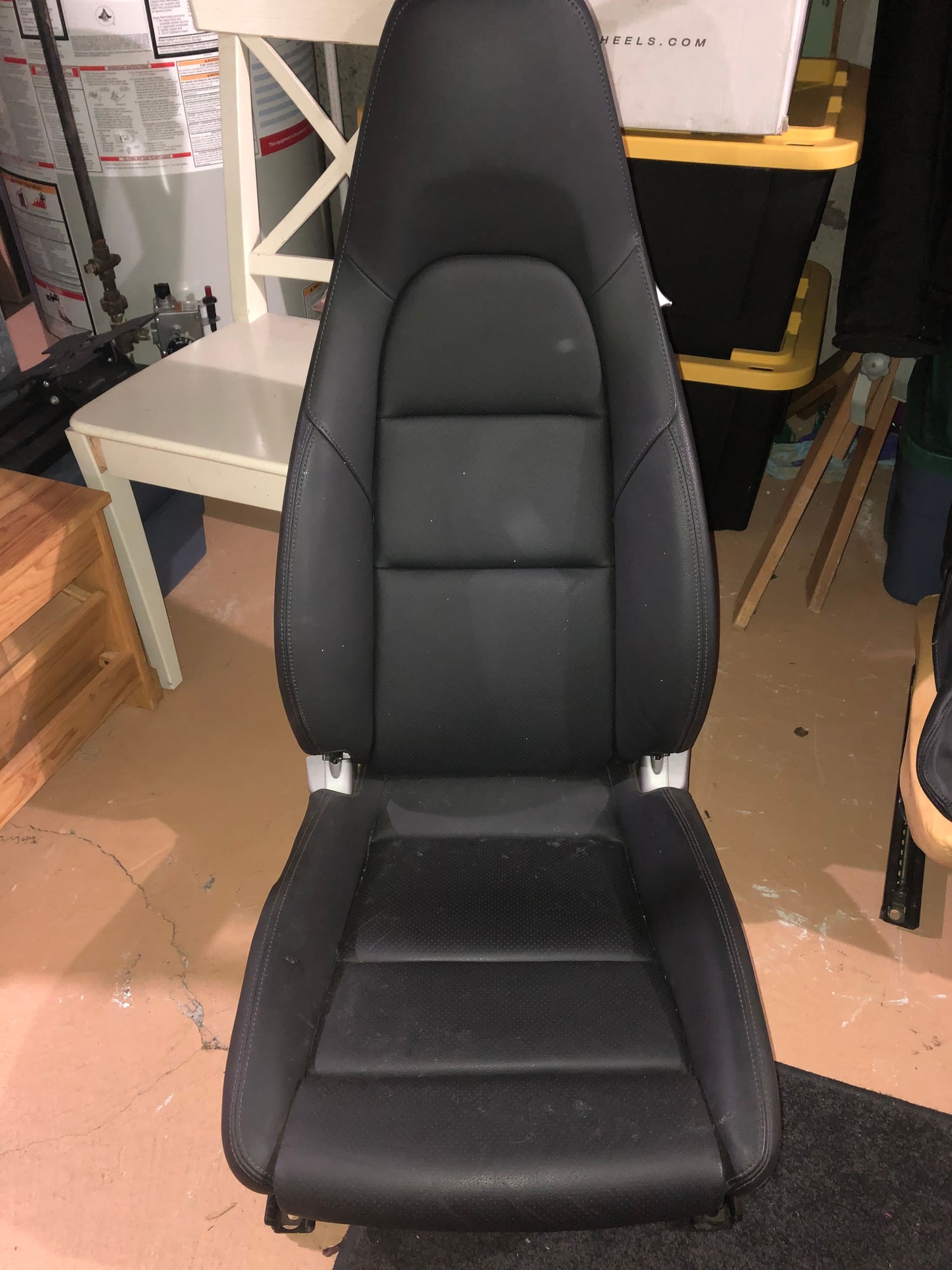 Interior/Upholstery - Garage clean out - Used - 1999 to 2011 Porsche 911 - Oakville, ON L6H 3J, Canada