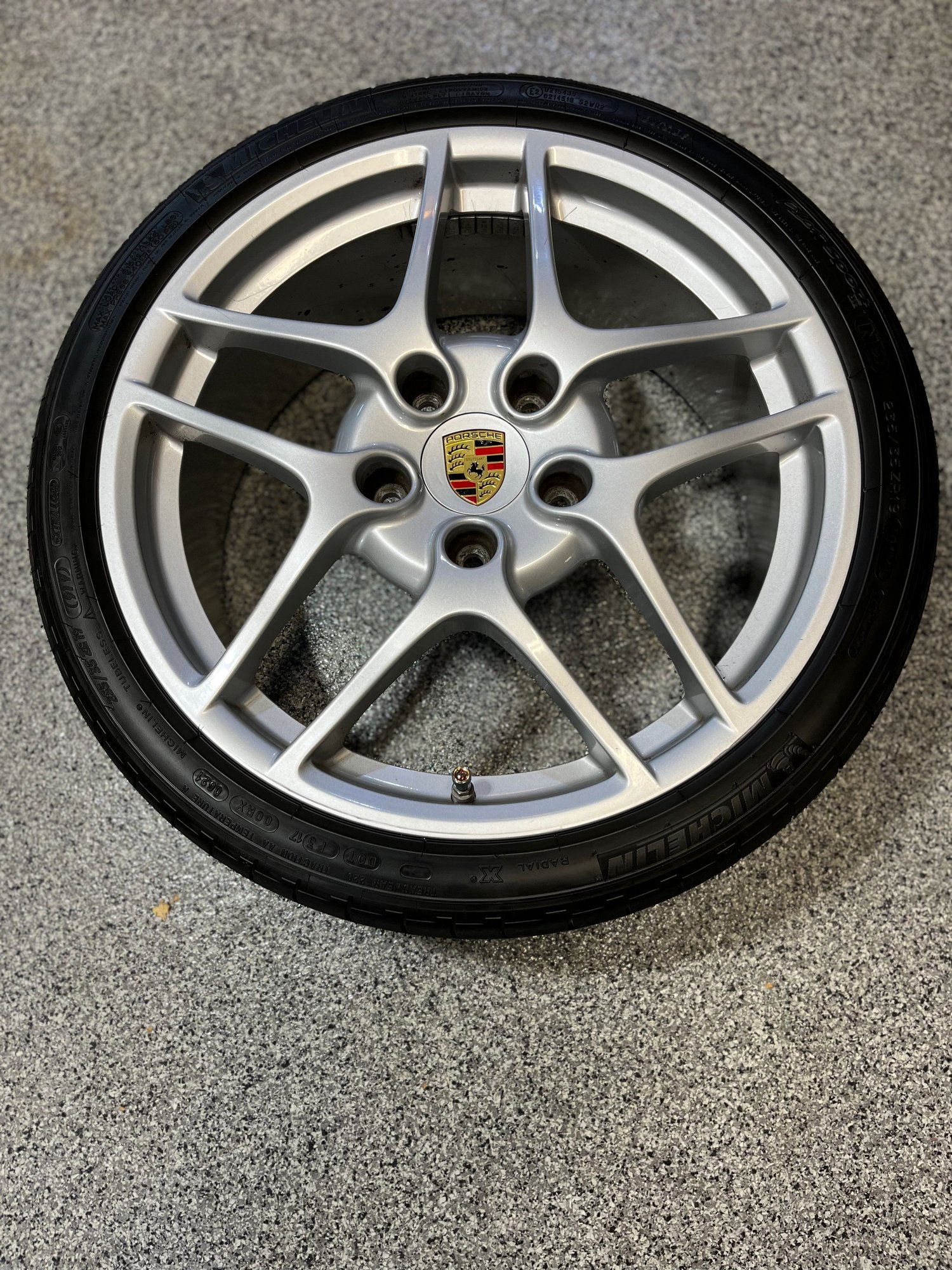 Wheels and Tires/Axles - Porsche Wheels & Tires from a 2010 Porsche 911 Carrera S - Used - 0  All Models - Morris Plains, NJ 07950, United States