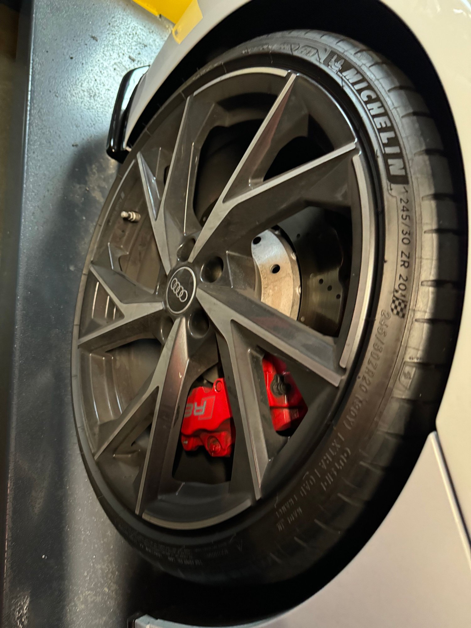 2022 Audi R8 - 2022 Audi R8 Performance RWD convertible - Used - VIN WUACECFX9N7900515 - 4,500 Miles - 10 cyl - 2WD - Automatic - Convertible - Gray - Sparta, NJ 07871, United States