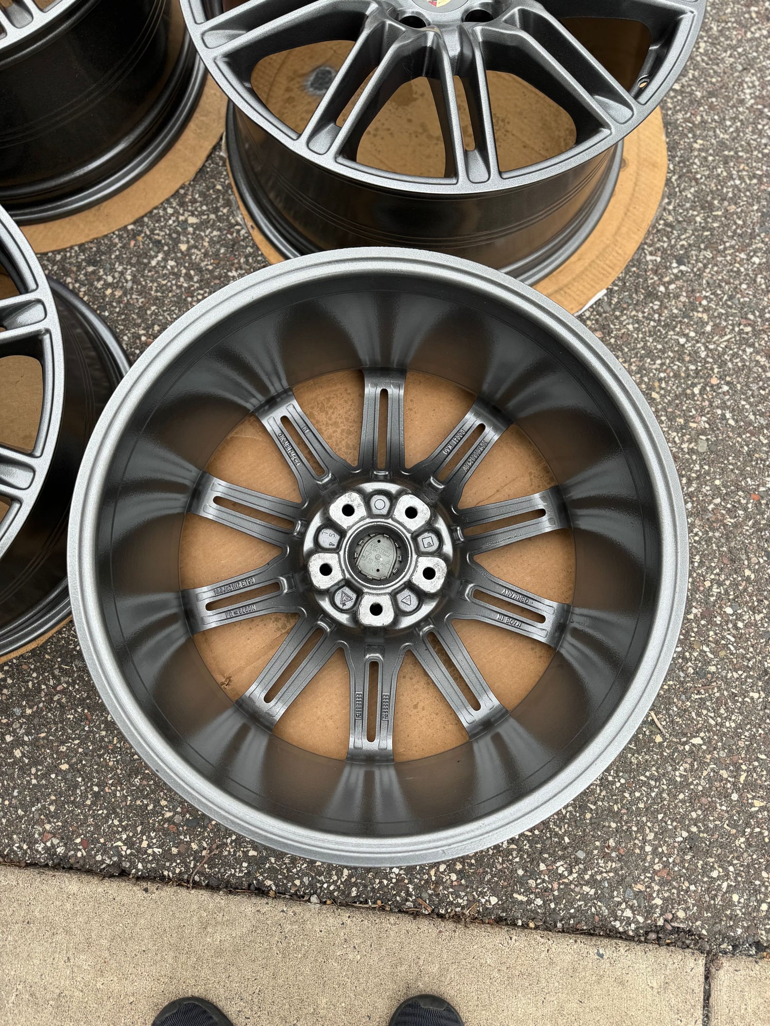 2019 Porsche GT3 - 21" OEM 958 Porsche Cayenne Sport Edition Wheels - Like New - 9Y0 958 957 955 - Accessories - $3,400 - Plymouth, MN 55447, United States