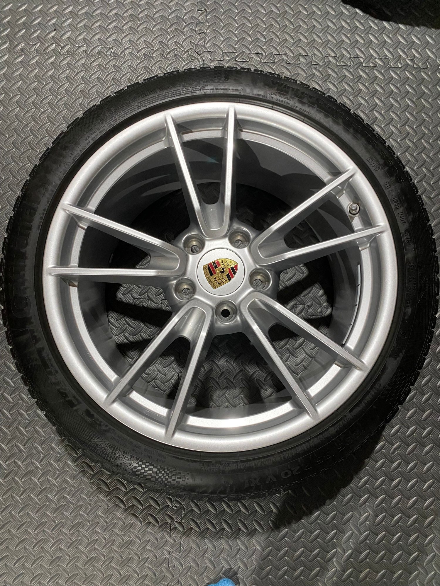 Wheels and Tires/Axles - 992 winter wheel set - Used - 2019 to 2024 Porsche 911 - Summit, NJ 07901, United States