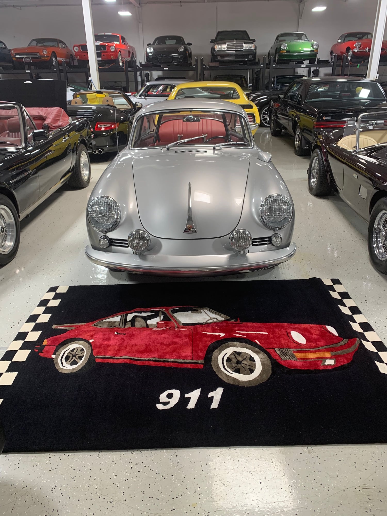 Miscellaneous - Porsche 911 hand tufted rug - New - All Years Porsche 911 - South Milwaukee, WI 53172, United States