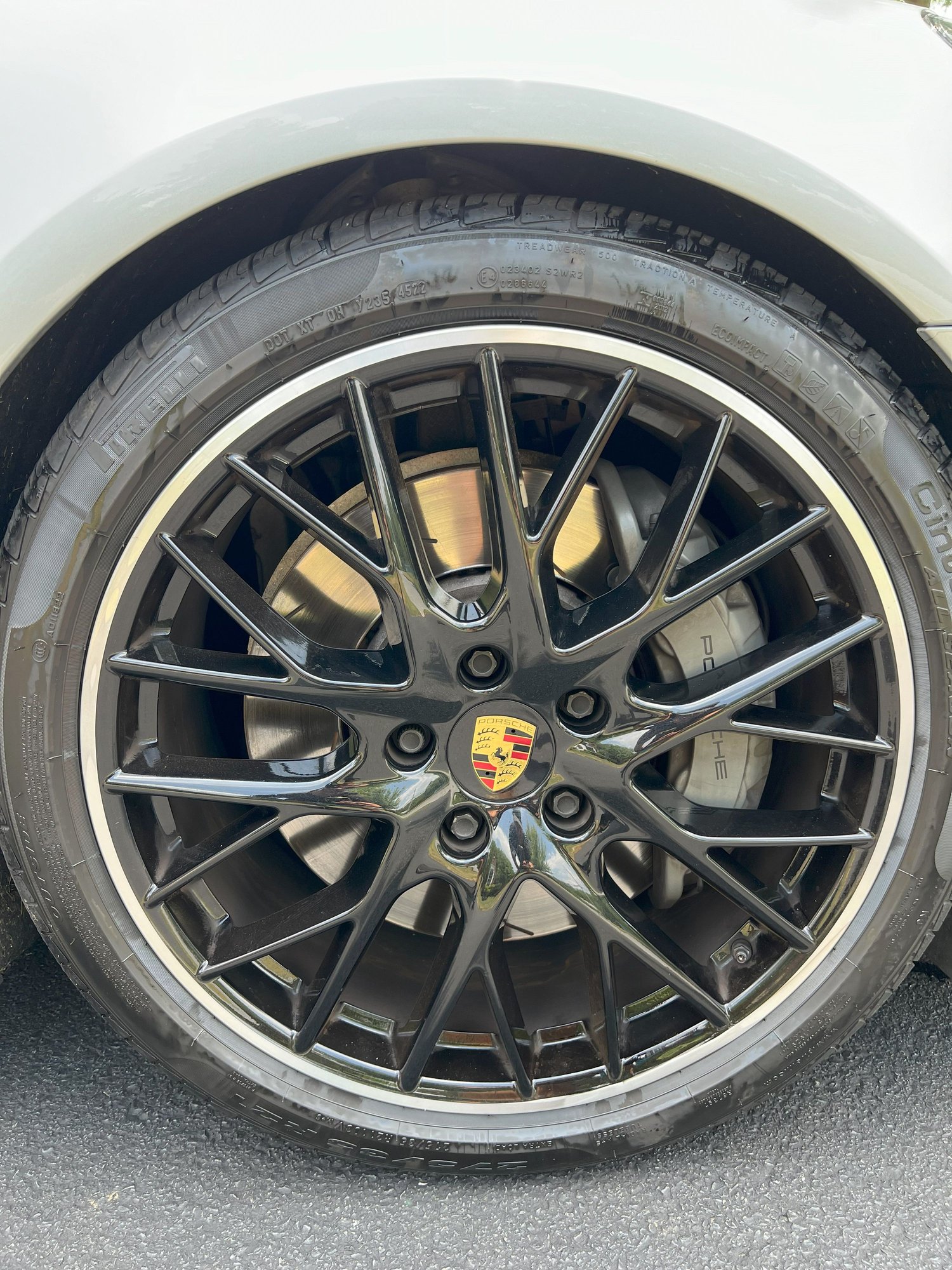 2018 Porsche Panamera - 2018 Porsche Panamera 4S Sport Turismo - Used - VIN WP0CB2A78JL190886 - 35,900 Miles - 6 cyl - AWD - Automatic - Hatchback - Silver - Allentown, PA 18104, United States