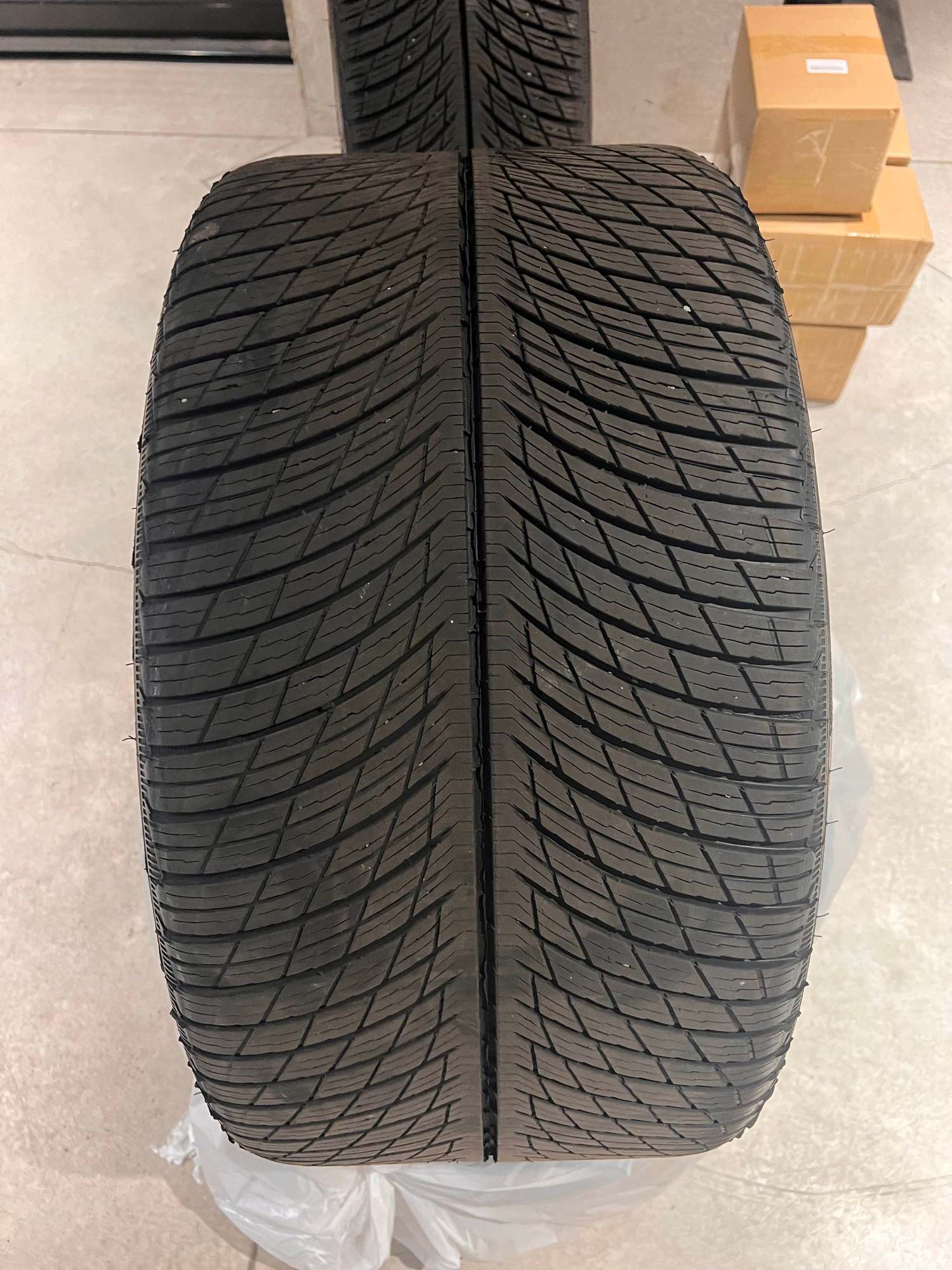 Wheels and Tires/Axles - Michelin Alpin 5 Snow Tires - 245/35-20  305/30-21 (off of a 992 GTS 4 Targa) - Used - All Years  All Models - Incline Village, NV 89451, United States