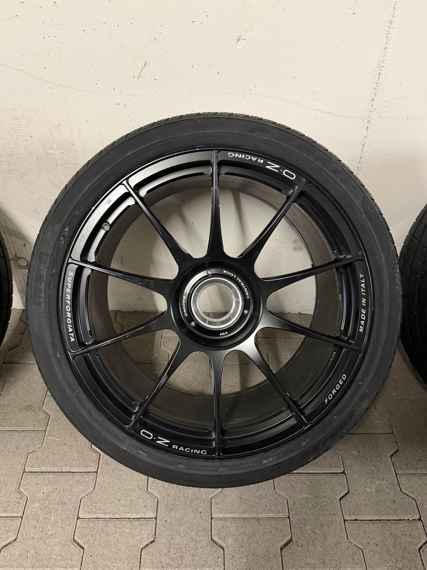 Wheels and Tires/Axles - OZ Racing 20" Superforgiata Forged Wheels - Used - -1 to 2027  All Models - Stuttgart, Germany