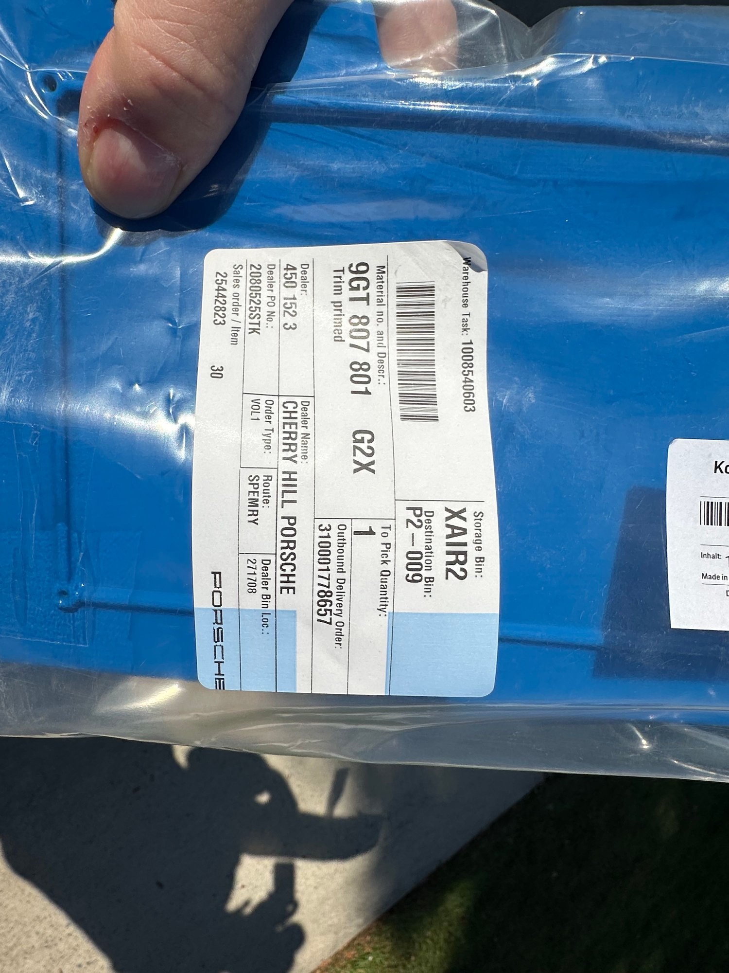 Exterior Body Parts - OEM Porsche 992.1 License Plate Bracket - New - 2022 to 2024 Porsche 911 - Deptford, NJ 08096, United States