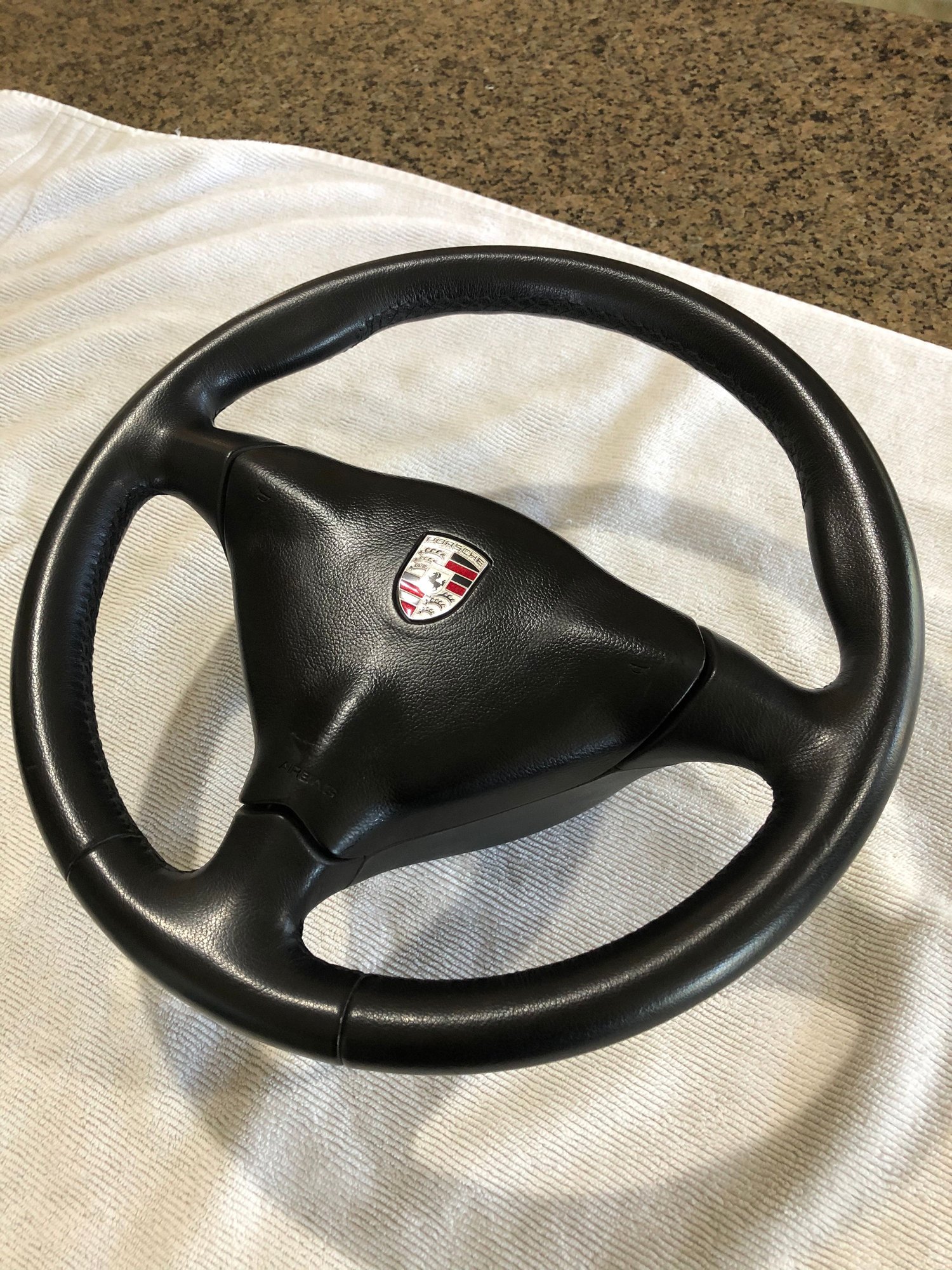 996 / 986 911 Threespoke steering wheel manual transmission Rennlist
