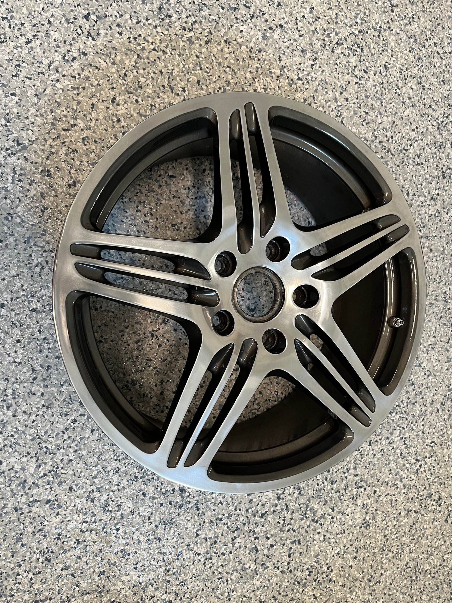 Wheels and Tires/Axles - Refinished Cayman/Boxster Turbo 1 Front Wheel - Used - 2006 to 2012 Porsche Boxster - 2006 to 2012 Porsche Cayman - Nashville, TN 37206, United States