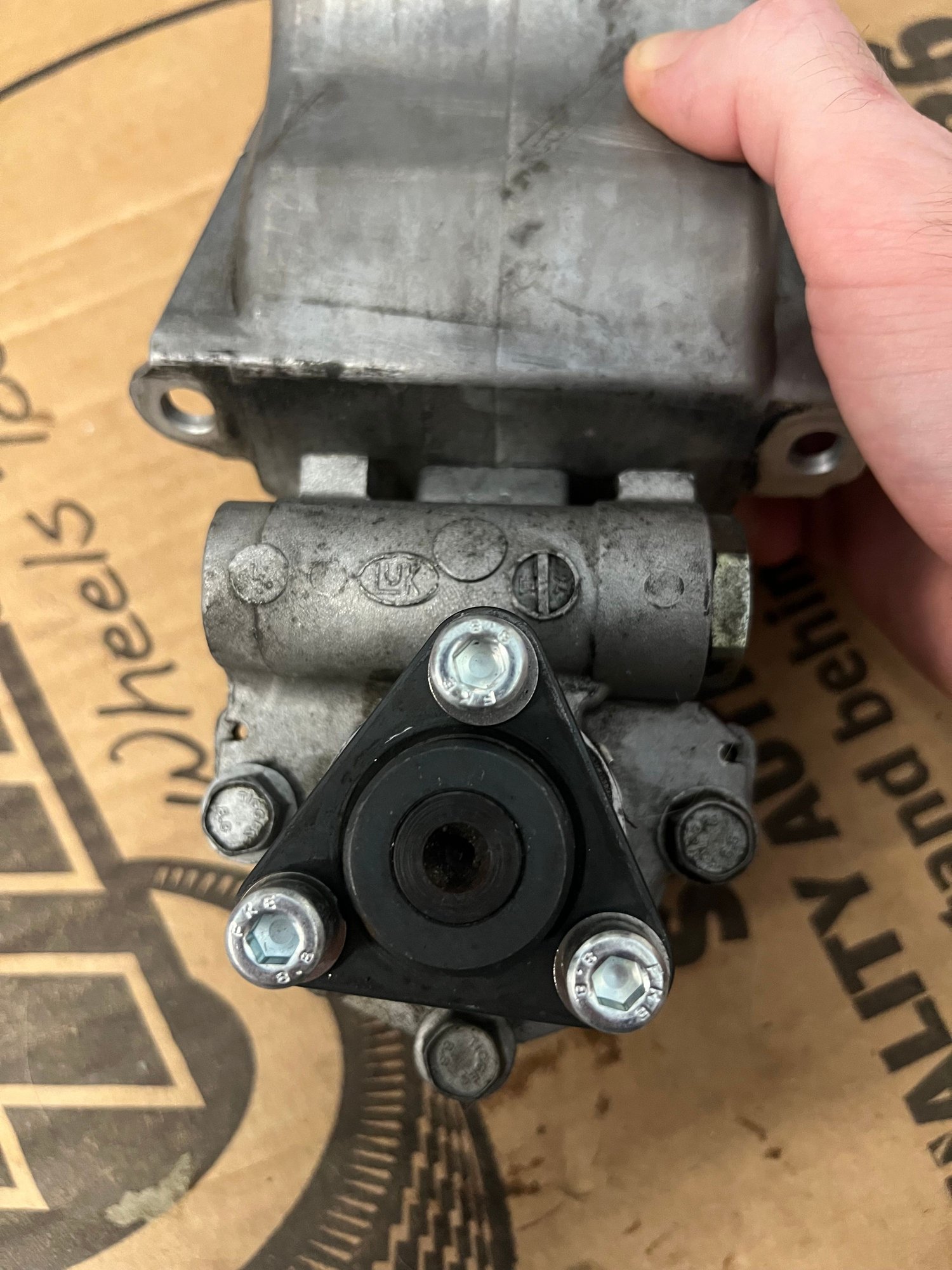 2004 Porsche GT3 - 996 GT3 power steering pump and reservoir - Accessories - $700 - Tampa, FL 33603, United States